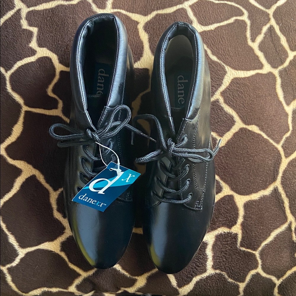 Vintage 90’s Danexx Black Leather Ankle Boots